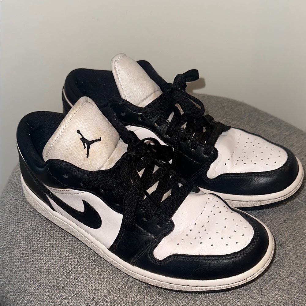 Nike Air Jordan Retro Black and White Shoes